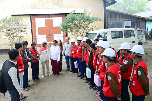 Myanmar: ICRC and Myanmar Red Cross help displaced in Rakhine - ICRC