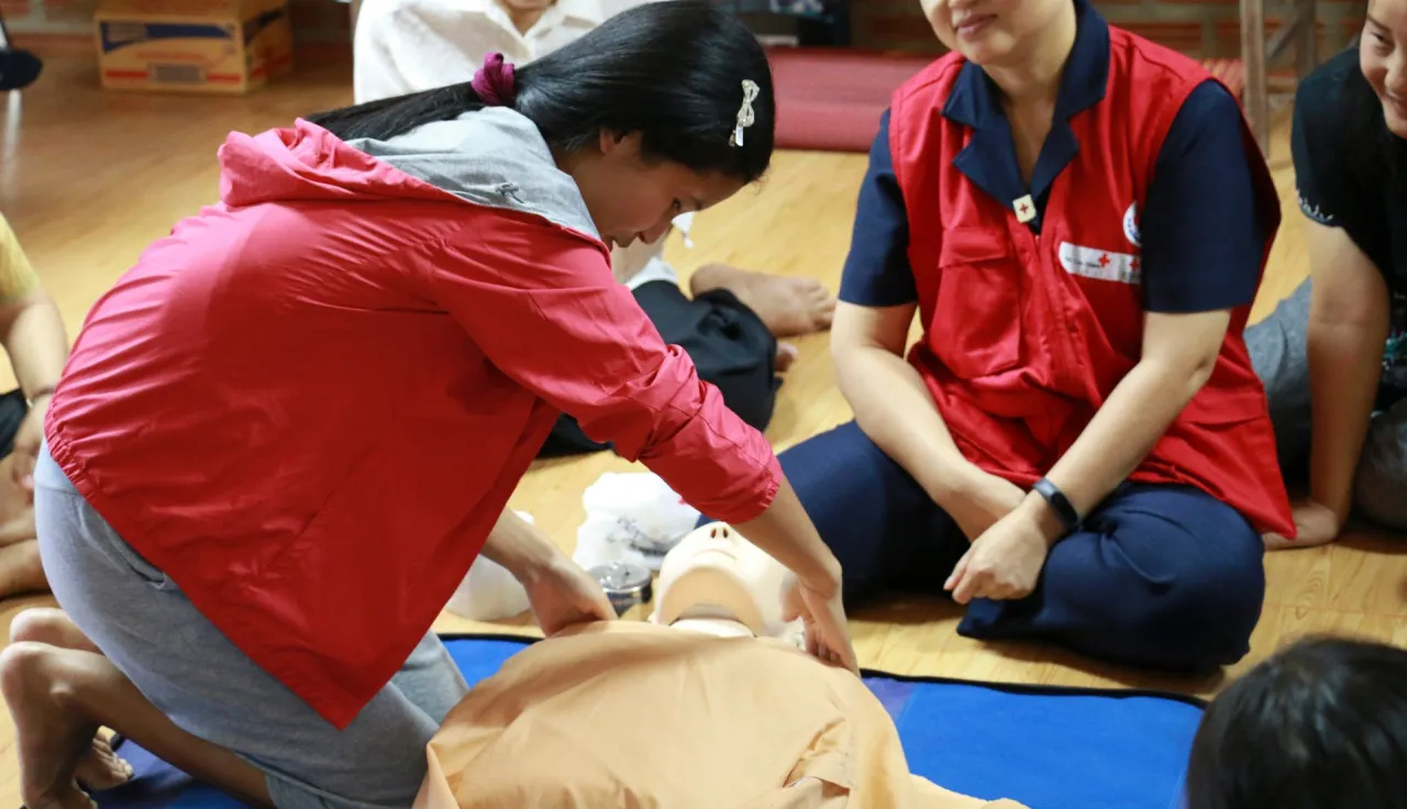 An ICRC first-aid training. 