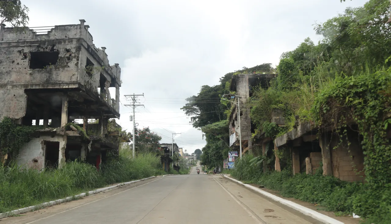 A quiet street from Marawi’s most affected area. Photo : B.Sultan/ICRC.