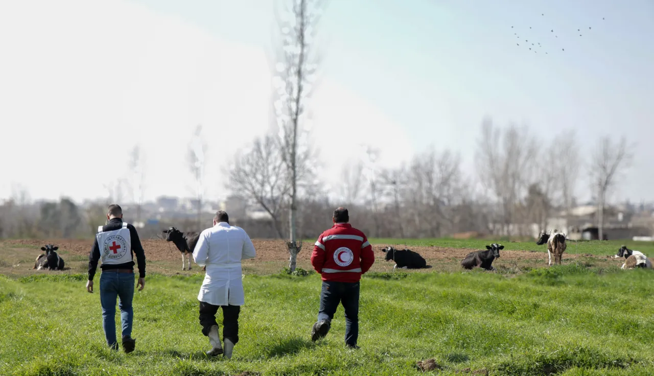 ICRC and SARC staff in Rural Damscus