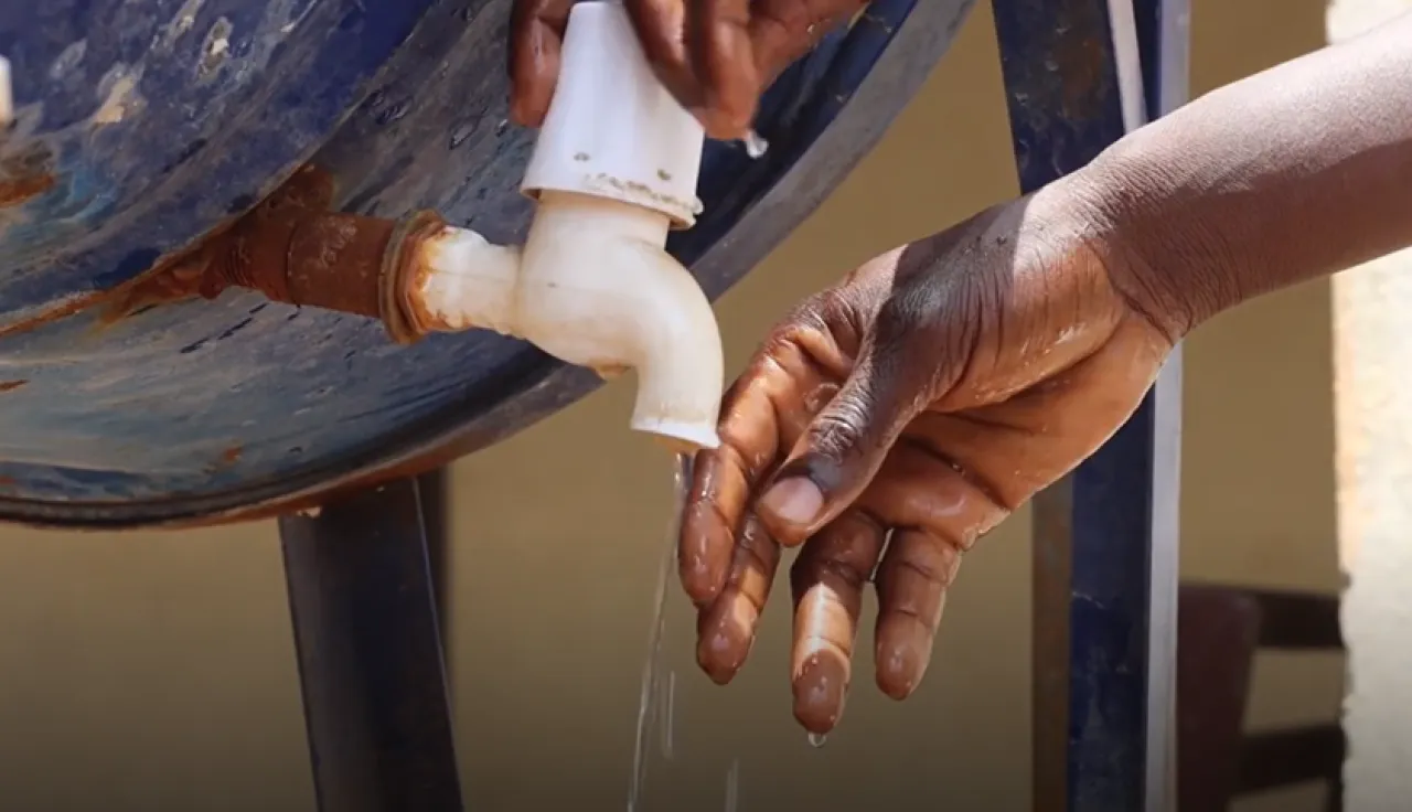 Sudan_disinfecting-hands-and-feet_cholera-treatment-centre-in-Gedaref-State.png disinfecting-hands-and-feet_cholera-treatment-centre-in-Gedaref-State