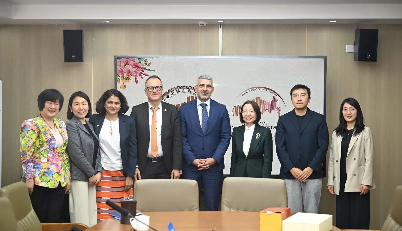 ICRC Regional Director for Africa met with met with Tian Feng, Vice President of the China-Africa Institute at the Chinese Academy of Social Sciences.