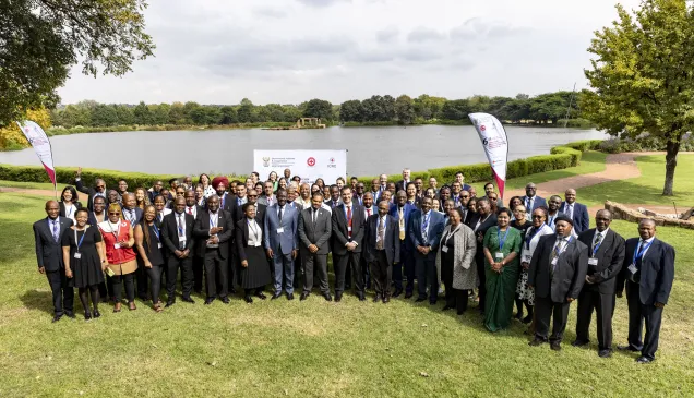 image of the 6th Commonwealth Conference participants 