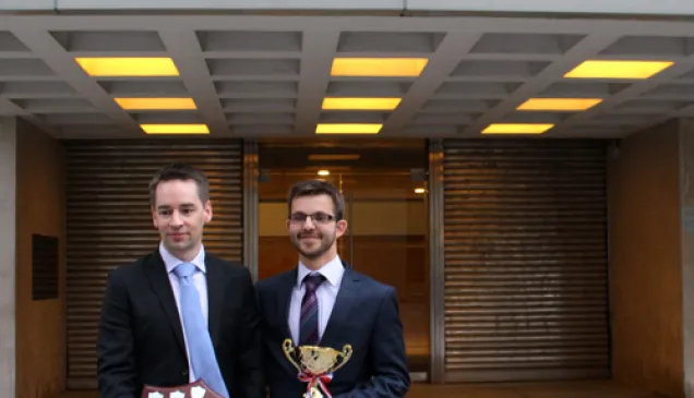2014年3月15日，香港高等法院，澳大利亚阿德莱德大学队赢得了第十二届亚太区红十字国际人道法模拟法庭竞赛的冠军！