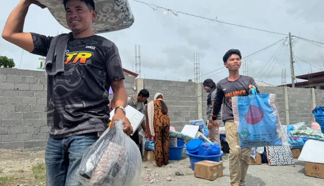 Conflict-affected people in Maguindanao del Sur received household items and hygiene kits.jpg Conflict-affected people in Maguindanao del Sur received household items and hygiene kits.jpg