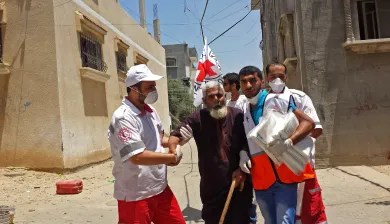The ICRC works tirelessly with Red Cross and rec Crescent Societies to facilitate medical evacuations and provide medical supplies to hospitals in conflict zones around the world. Rama Humeid/ICRC
