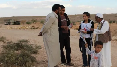 ICRC_Individual receiving ICRC economic support in Benghazi, Libya