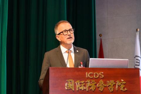 Balthasar Staehelin, Personal Envoy of the ICRC President to China and Head of the ICRC Regional Delegation for East Asia, makes an opening speech. PHOTO: ICDS