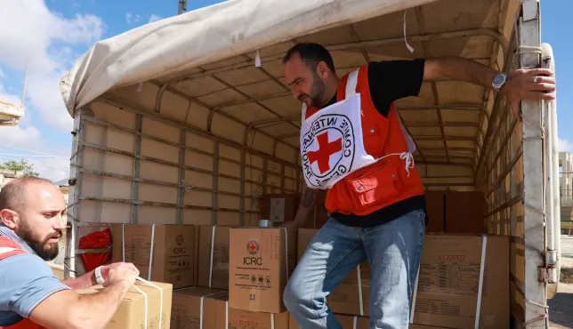 ICRC Lebanon distribution