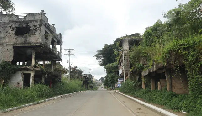 A quiet street from Marawi’s most affected area. Photo : B.Sultan/ICRC. 